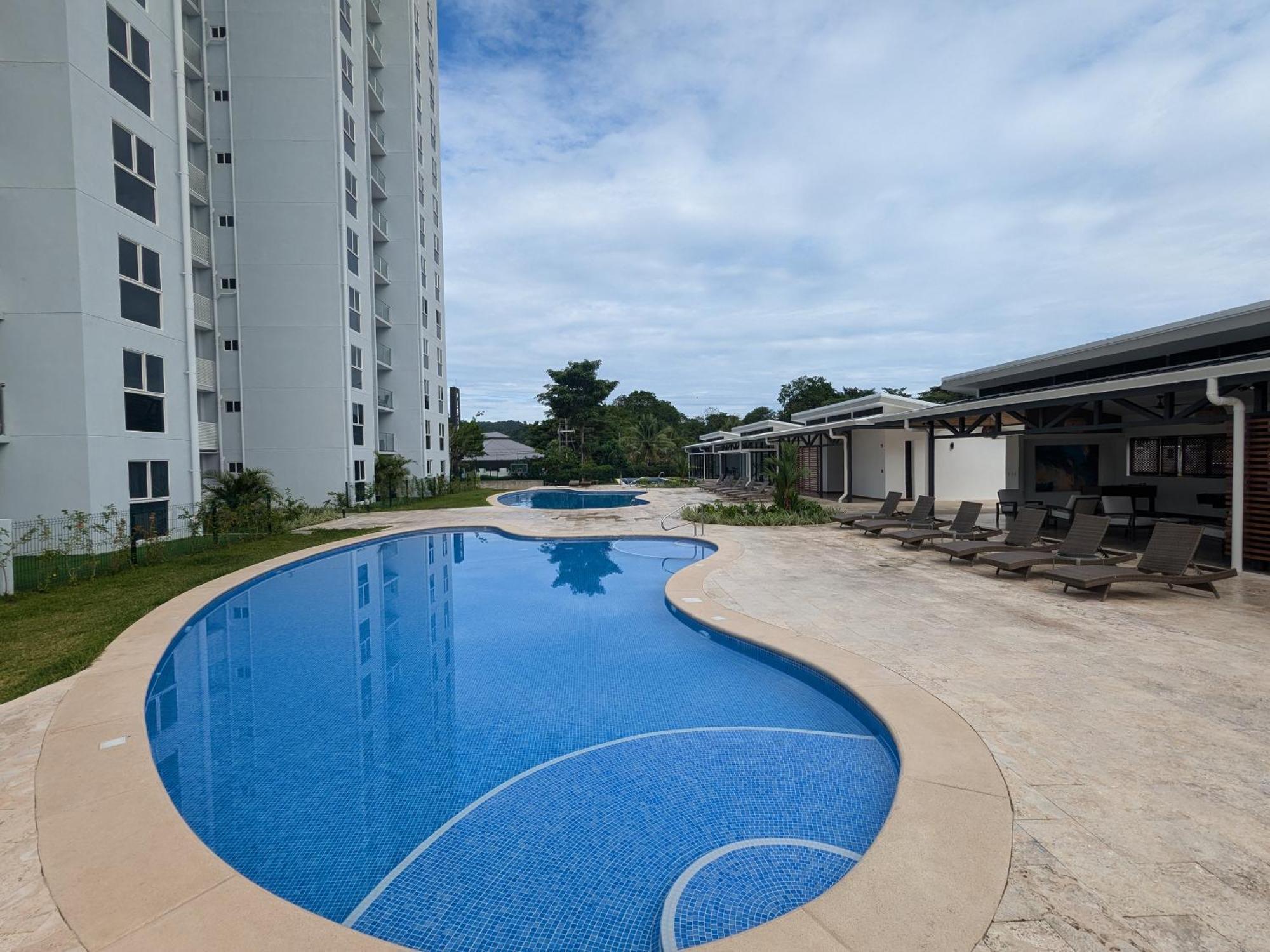 Ferienwohnung Jaco Beach, Viva Jaco, Ac, Hot Water, 3 Pools, Bbq, Rancho, Office, Gym Exterior foto